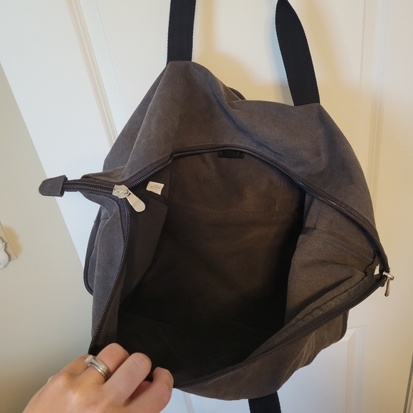 Lo and Sons weekender Catalina Bag - Picture 4 of 8